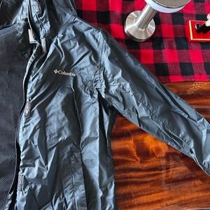 Columbia Women Black Raincoat